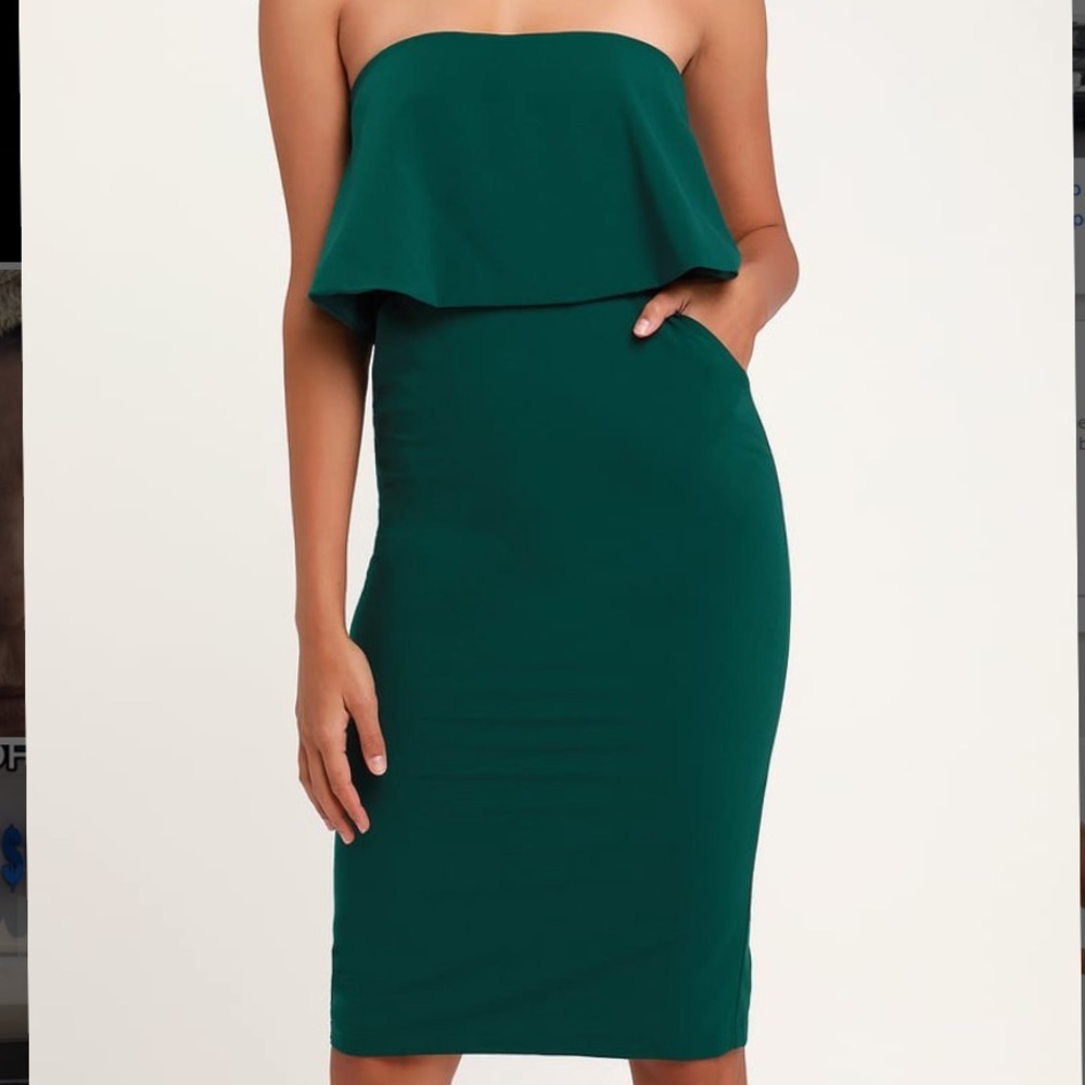 Green strapless dress